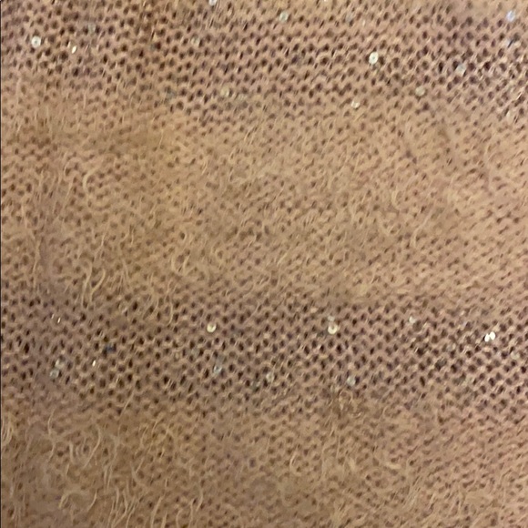 Bebe mauve sequined/fuzzy sweater M - Picture 4 of 4
